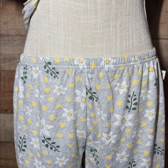 New! ED Ellen Degeneres Short Sleeve Notch Pajamas Gray Floral size Medium Soft - Picture 5 of 10